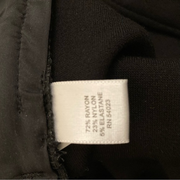 BANANA REPUBLIC LEGGING PANTS W/ZIPPER—BARELY WORN! - Picture 4 of 7